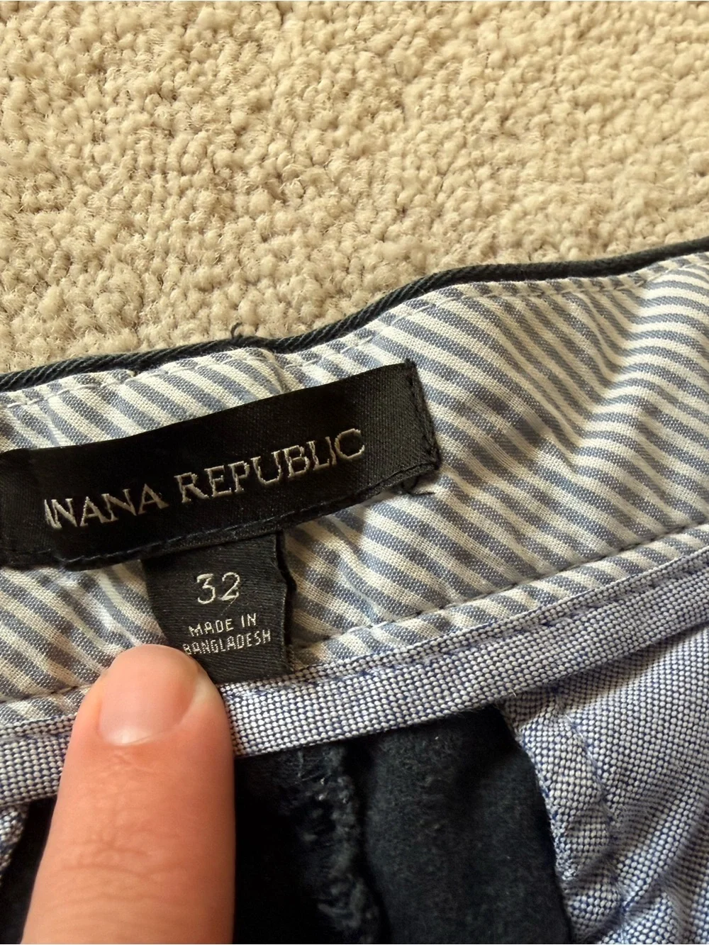 BANANA REPUBLIC Men’s Navy Blue Chinos Shorts Sz 32